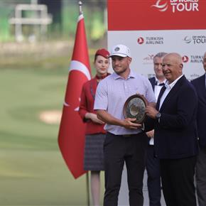 LEON AÇIKALIN’A “LEADING TURKISH PLAYER” ÖDÜLÜ