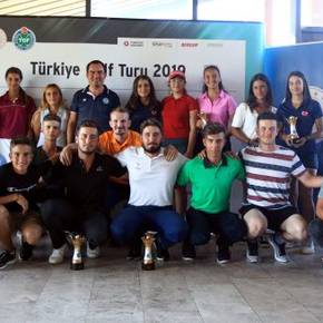 Taner Yamaç ve Petek Peker 2019 TGF Türkiye Golf Turu Şampiyonu Oldu