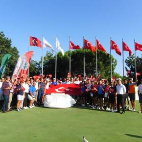 Golfçüler, 30 Ağustos Zafer Bayramını Kutladılar