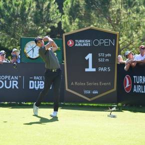 SCHWAB SETS THE PACE AT TURKISH AIRLINES OPEN