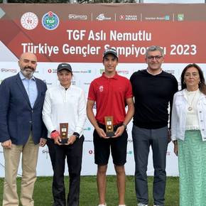 Golfte Türkiye Gençler Şampiyonu Erkeklerde Can Gürdenli, Genç Kızlarda Zeynep Süalp Oldu