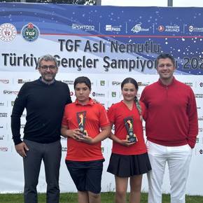 2024 TGF Aslı Nemutlu Türkiye Gençler Şampiyonu erkeklerde Ali Rıfat Evyap, genç kızlarda Elif Gençoğuz Oldu