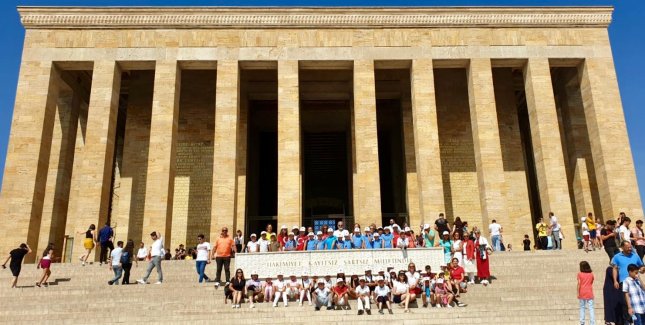 Minik Golfçüler Anıtkabir’i Ziyaret Etti