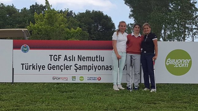 Aslı Nemutlu Türkiye Gençler Şampiyonası İlk Gün sonu