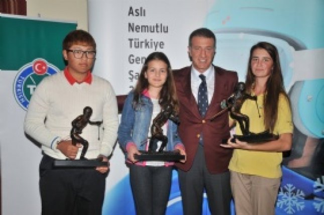 TGF Aslı Nemutlu Gençler Şampiyonası 2012 sona erdi