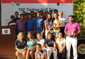 TGF Türkiye Golf Turu Şampiyonları Mutlu Güner ve Tuğçe Erden