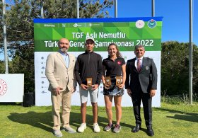     Golfte Türkiye Gençler Şampiyonları Erkeklerde Can Gürdenli, Genç Kızlarda Deniz Kaya Oldu
